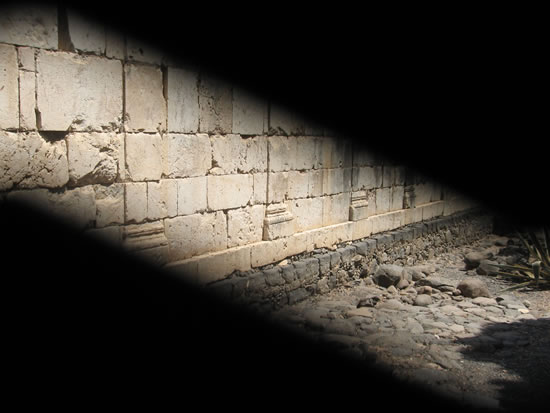 Pilasters on the inside of the synagogue